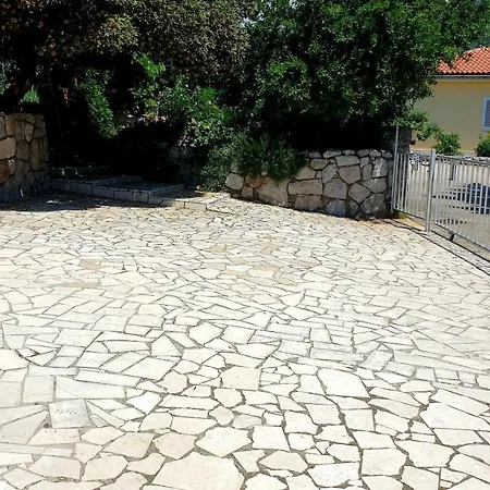 Apartments Bura & Jugo, Cres, Without Stress Exterior photo