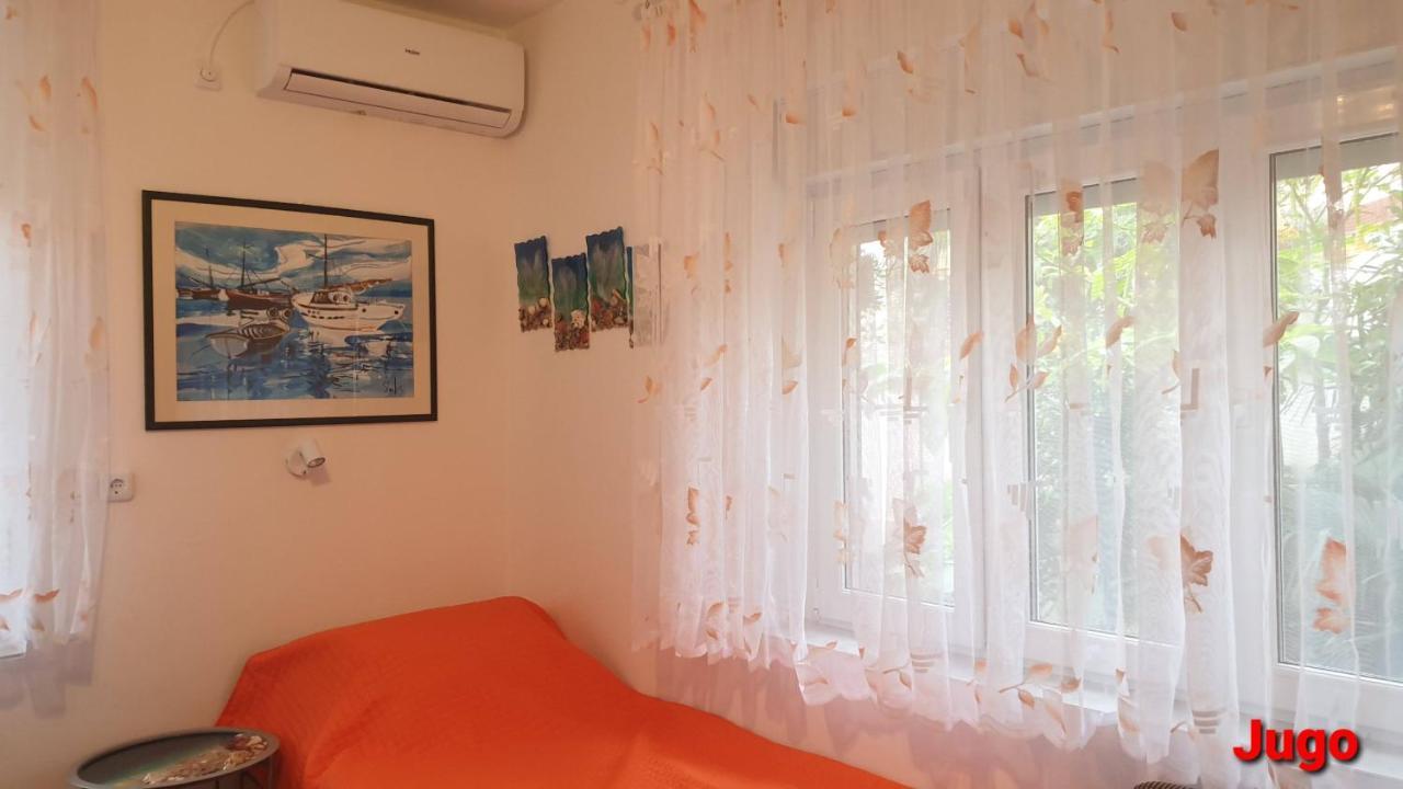 Apartments Bura & Jugo, Cres, Without Stress * Cres