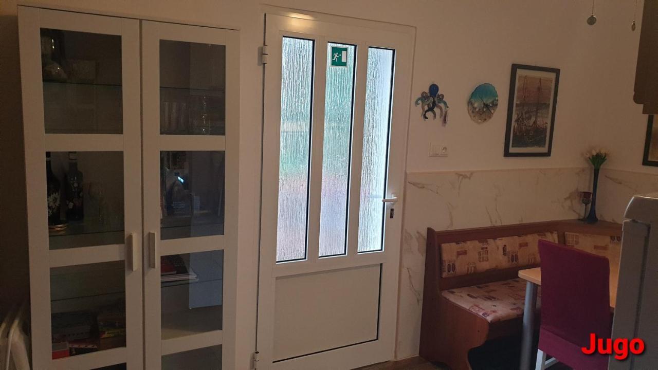 Apartments Bura & Jugo, Cres, Without Stress Apartment