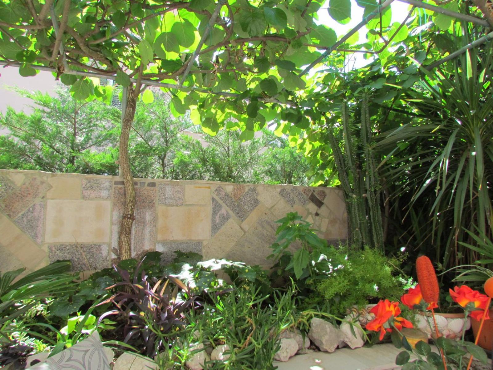 Apartment Apartments Bura & Jugo, Cres, Without Stress *