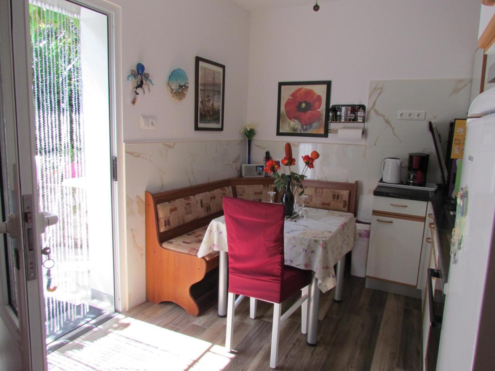 Apartments Bura & Jugo, Cres, Without Stress Apartment *