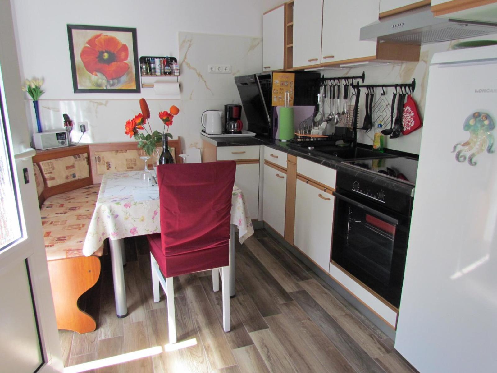 Apartments Bura & Jugo, Cres, Without Stress * Cres