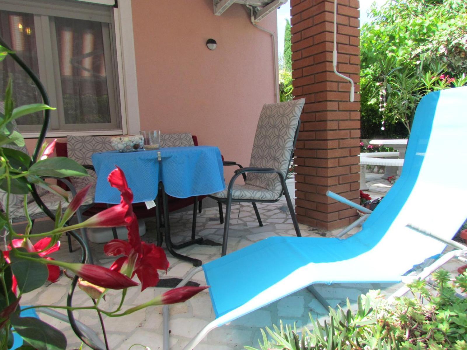 Apartments Bura & Jugo, Cres, Without Stress