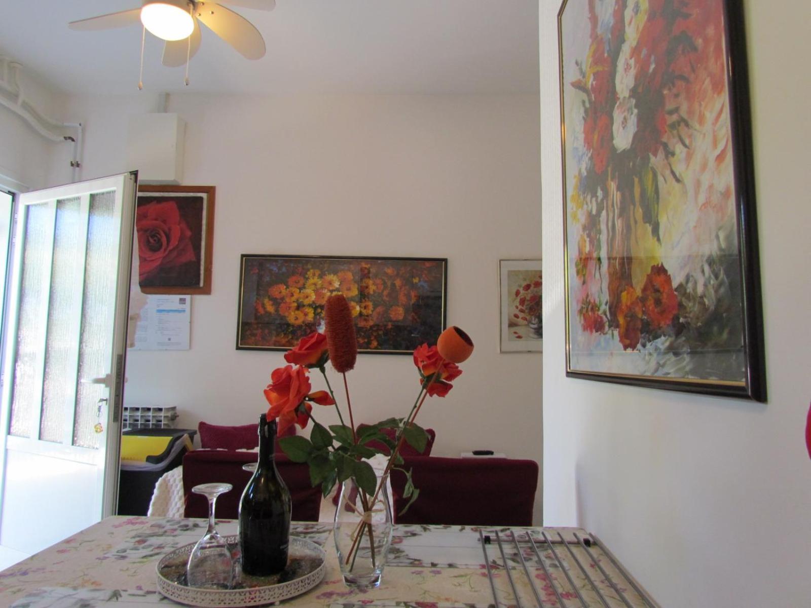 Apartment Apartments Bura & Jugo, Cres, Without Stress
