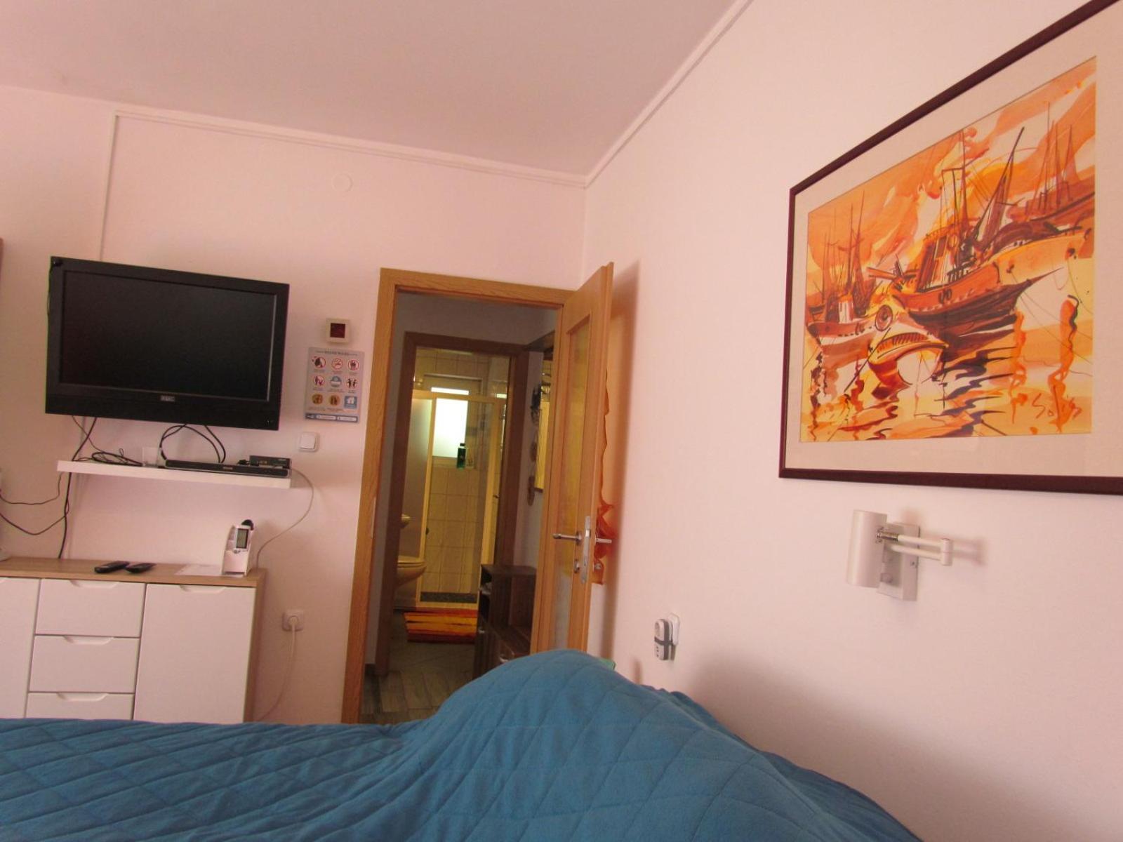 Apartment Apartments Bura & Jugo, Cres, Without Stress Cres