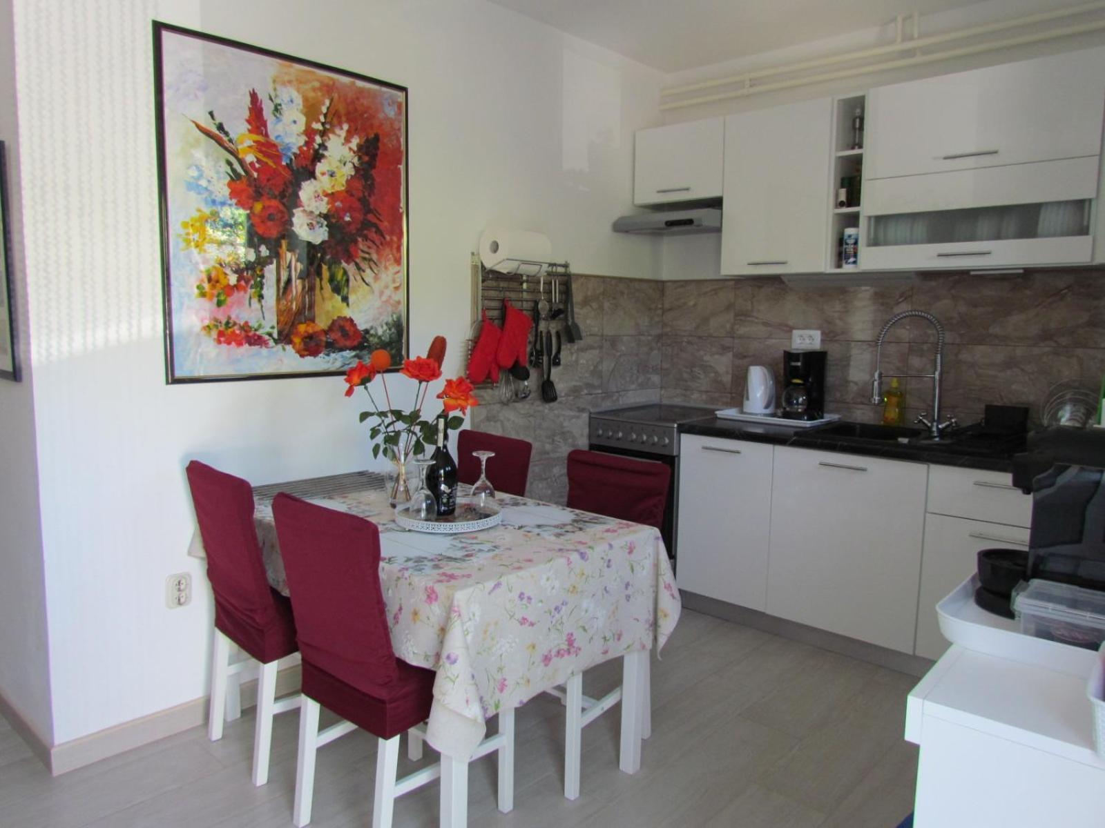 Apartments Bura & Jugo, Cres, Without Stress Cres