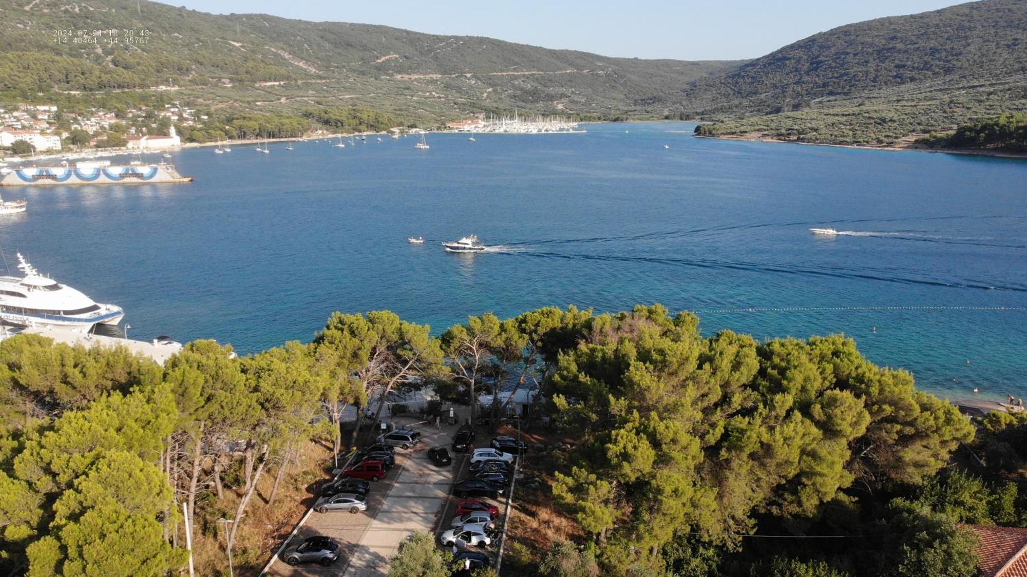 Apartments Bura & Jugo, Cres, Without Stress Apartment